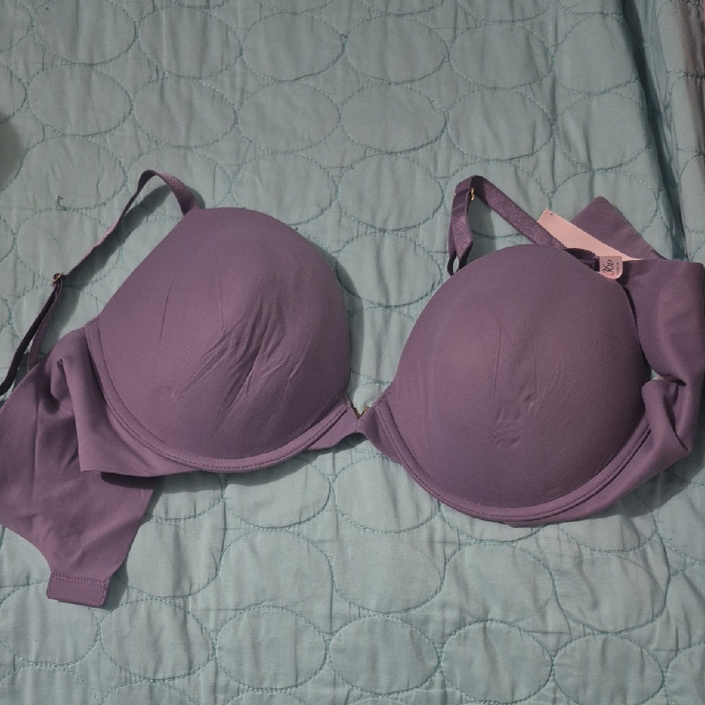 Victoria's Secret Lavender Purple Padded T-Shirt Bra